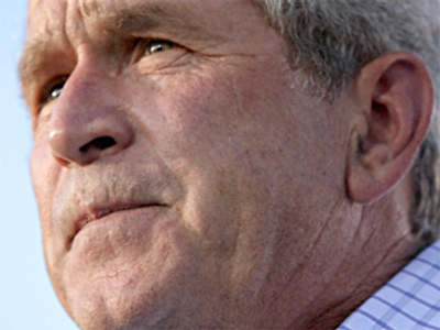 US pilot wants UN to help sue George Bush