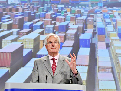 EU regulator: Obama not doing enough to curb banker bonuses