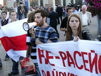 Warsaw simmers as Moscow enjoys reset with America