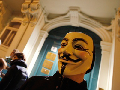 Anonymous reveals links between US and British white supremacists