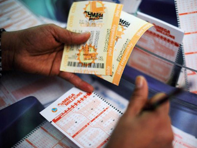 Mega Millions winner refuses to share money