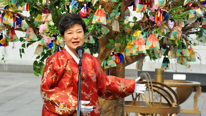 Is it too hard for S.Korea's first female president to be soft on Pyonyang?