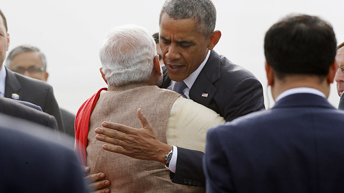 Obama, Michelle and 'The Beast' limousine hit red carpet in New Delhi