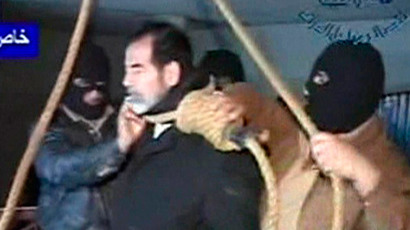 Executioners putting a noose around former Iraqi President Saddam Hussein's neck moments before his hanging in Baghdad December 30, 2006. (Reuters / Al Iraqiya)