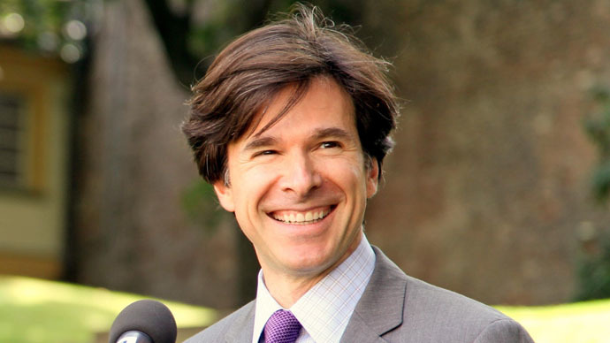 A lesson of arrogance from American ambassador to Czech Republic