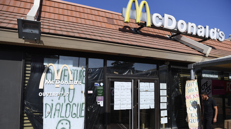 Les salariés du McDo de Saint-Barth exultent : leur fast-food ne deviendra pas un halal asiatique