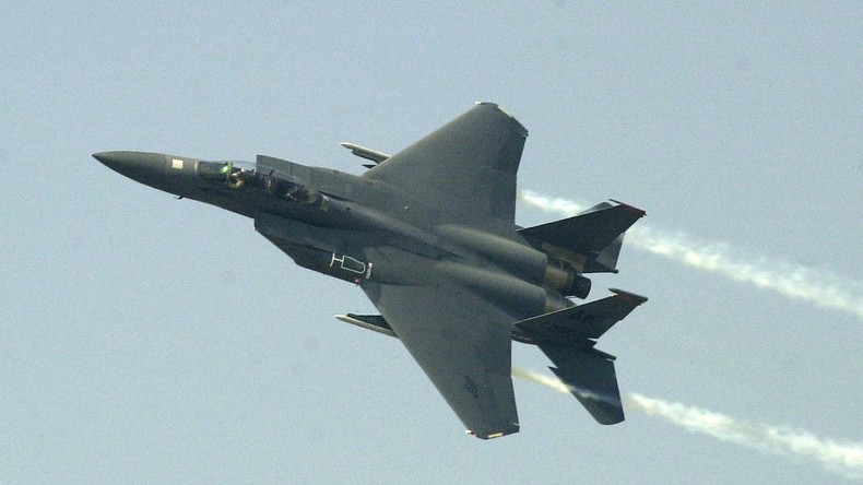 Syrie : selon la dÃ©fense russe, deux F-15 amÃ©ricains auraient bombardÃ© Deir ez-Zor au phosphore